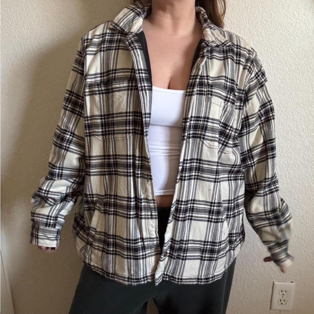 Carhartt fleece lined plaid button up jacket